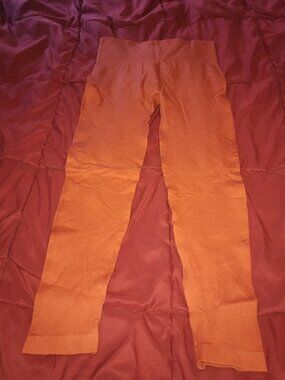 Orange seamless leggings size large